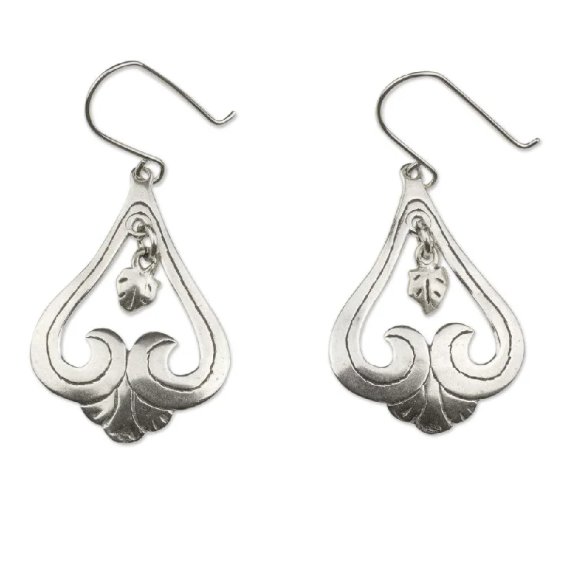 Handmade Sterling Silver 'Sweet Renewal' Dangle Earrings (Mexico)