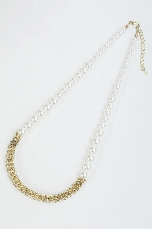 Pearl & Gold Chain Necklace