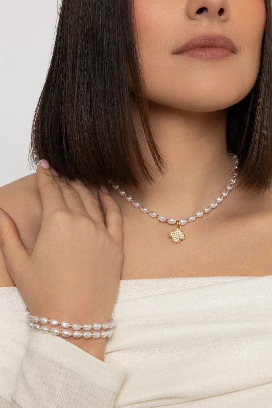 Clover Drop Faux Pearl Necklace