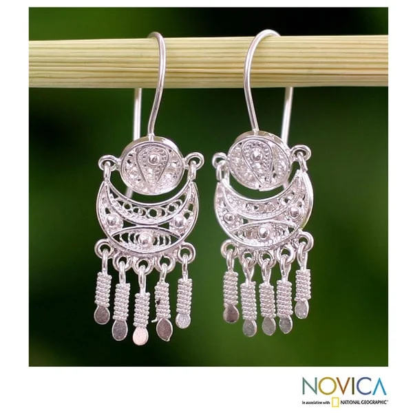 Handmade Sterling Silver 'Andean Marinera' Earrings (Peru)