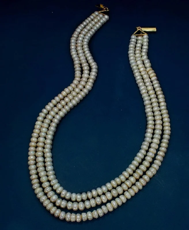 Elegant 3 line Pearl Necklace