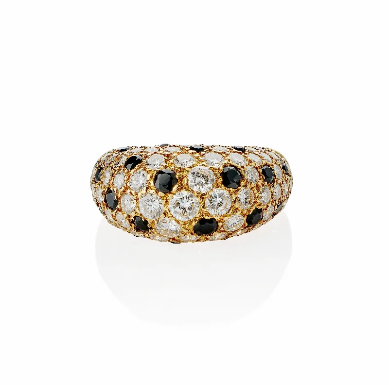 Van Cleef & Arpels Paris "Pelouse" Diamond and Onyx Bombé Ring